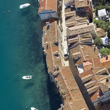 아파트 In With Terrace, Air Condition, Wifi, Washing Machine *