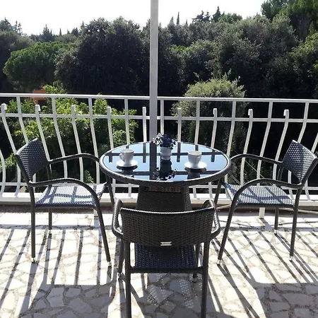 Lejlighed In With Terrace, Air Condition, Wifi, Washing Machine Rovinj